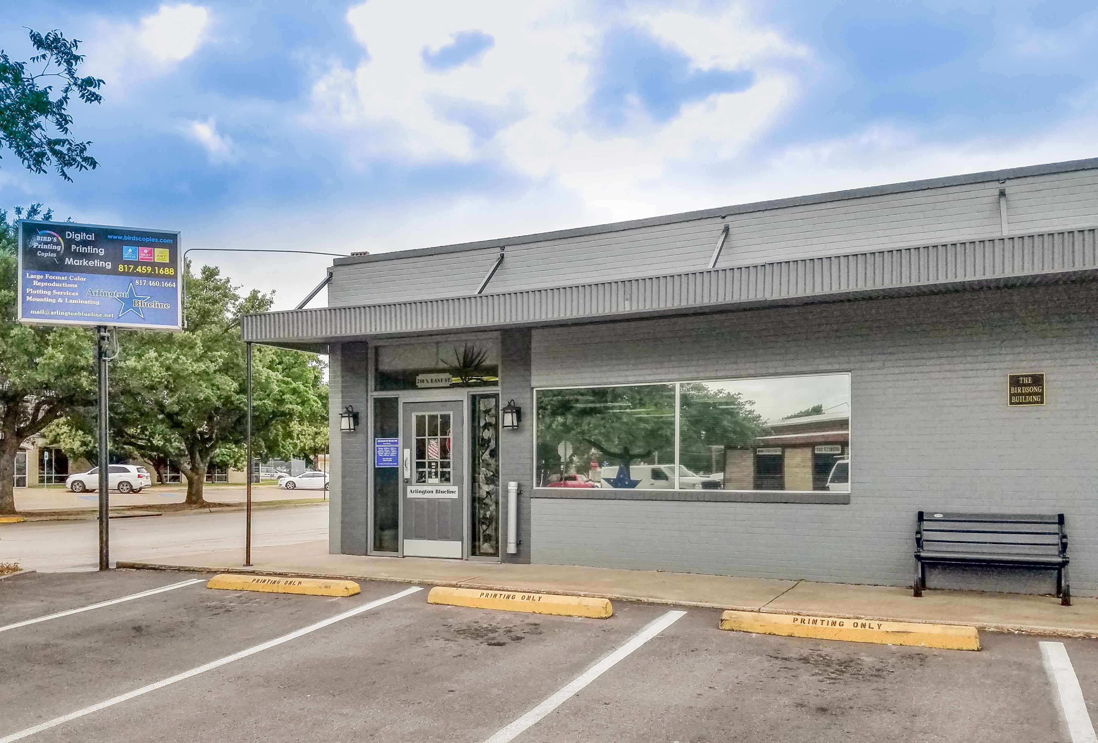 An image of Arlington Blueline's storefront